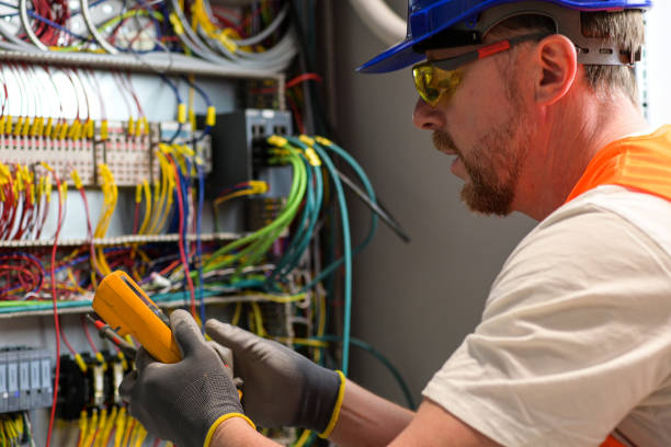 Best Circuit Breaker Repair  in Covina, CA